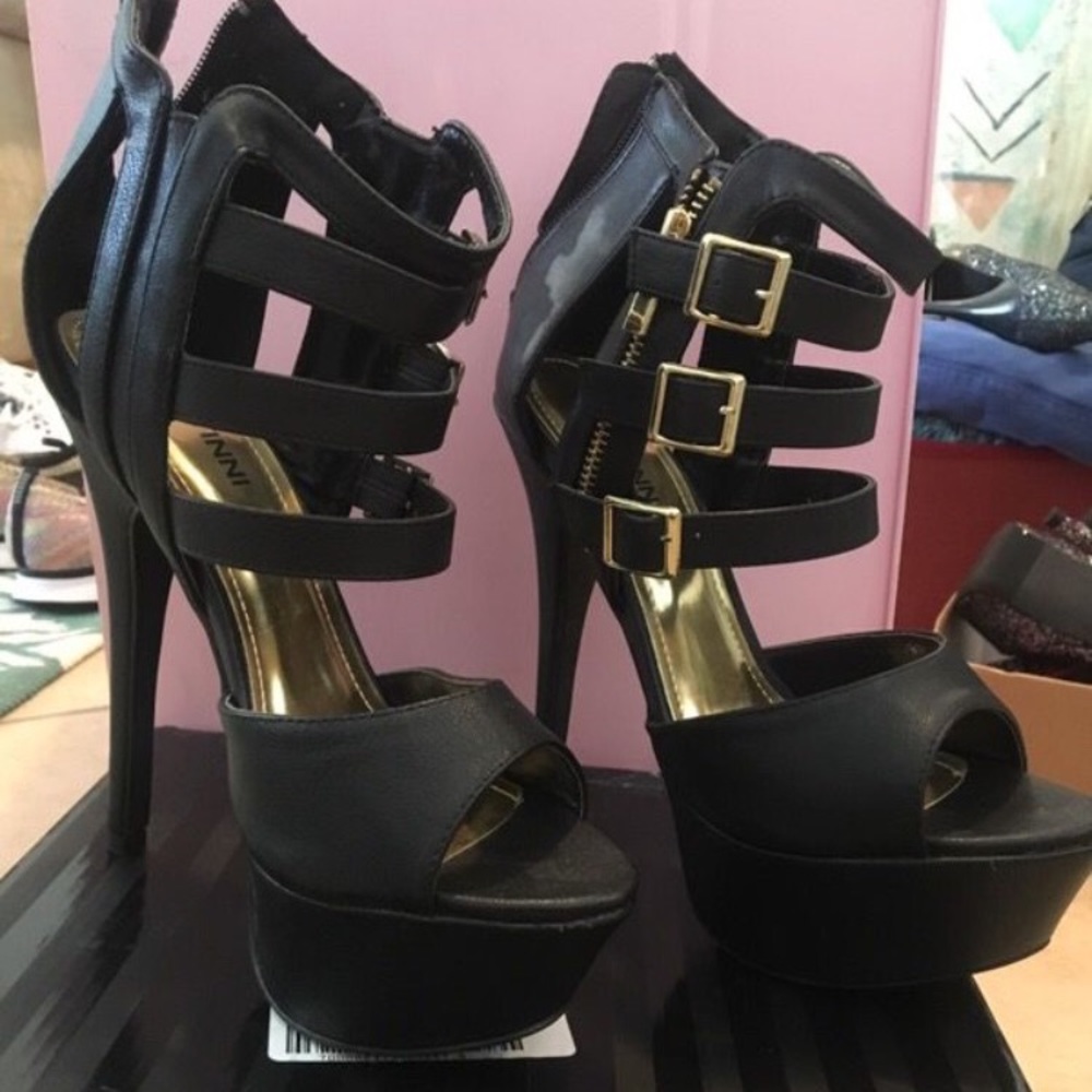 Super stylish black stiletto  - NEVER WORN sz 7